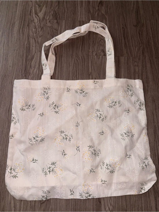 Handbags - Floral Cotton Tote Bag in Cream - Lightweight Everyday Carry